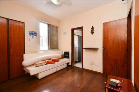 Apartamento para alugar com 98m², 3 quartos e 1 vagaSuite