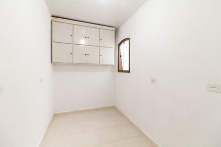 Quarto  de casa para alugar com 1 quarto, 40m² em Vila Carmosina, São Paulo