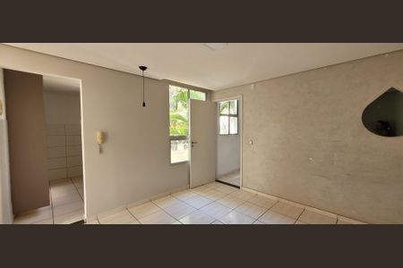 Sala de apartamento para alugar com 2 quartos, 44m² em Niterói, Betim