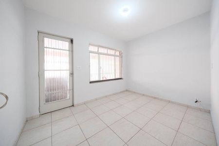 Sala de casa para alugar com 2 quartos, 115m² em Vila Euthalia, São Paulo