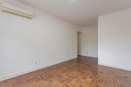 Sala de apartamento para alugar com 1 quarto, 50m² em Centro Histórico, Porto Alegre