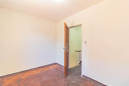 Casa à venda com 2 quartos, 100m² em Jardim Itacolomi, São Paulo