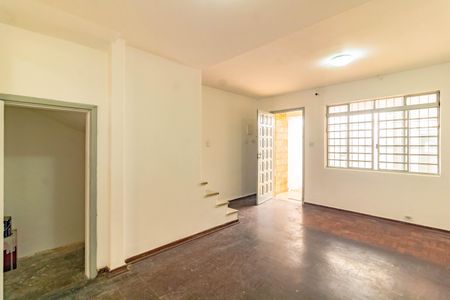 Casa à venda com 2 quartos, 100m² em Jardim Itacolomi, São Paulo