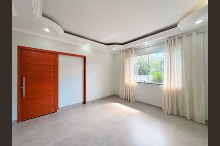 Sala de casa à venda com 4 quartos, 255m² em Jardim Ermida Ii, Jundiaí