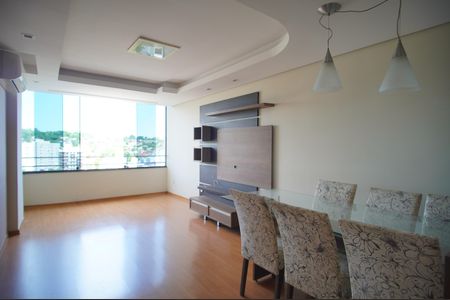 Sala de apartamento para alugar com 2 quartos, 84m² em Industrial, Novo Hamburgo