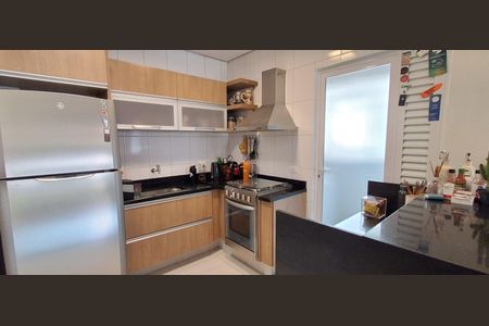 Apartamento à venda com 68m², 2 quartos e 2 vagas Apartamento à venda com 68m², 2 quartos e 2 vagasCozinha