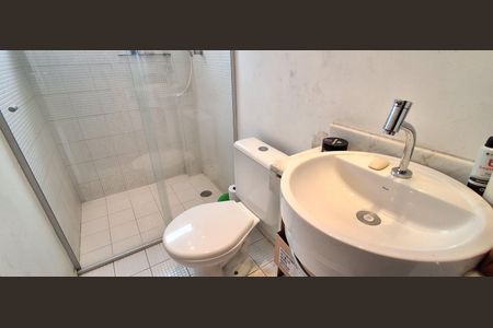 Apartamento à venda com 68m², 2 quartos e 2 vagas Apartamento à venda com 68m², 2 quartos e 2 vagasBanheiro Social