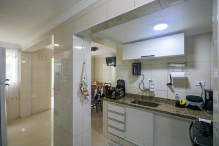 Casa à venda com 167m², 3 quartos e 2 vagasCozinha