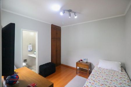 Casa à venda com 167m², 3 quartos e 2 vagasSuíte