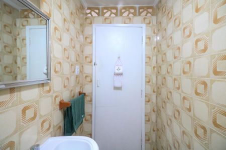 Casa à venda com 167m², 3 quartos e 2 vagasBanheiro de Serviço