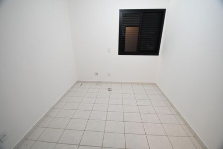 Quarto 1 de apartamento para alugar com 3 quartos, 67m² em Chácara Primavera, Campinas