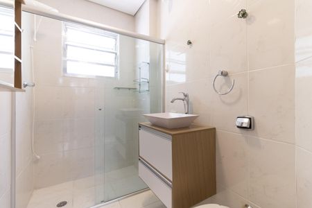 Banheiro  de apartamento à venda com 1 quarto, 47m² em Aclimação, São Paulo