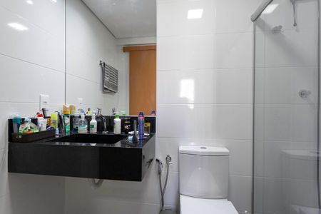 Apartamento à venda com 85m², 3 quartos e 2 vagasBanheiro da suíte 