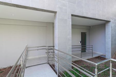 Apartamento à venda com 85m², 3 quartos e 2 vagasEntrada