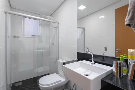 Apartamento à venda com 85m², 3 quartos e 2 vagasBanheiro social 