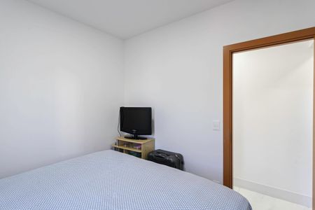 Apartamento à venda com 85m², 3 quartos e 2 vagasQuarto 1