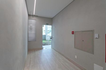 Apartamento à venda com 85m², 3 quartos e 2 vagasHall social
