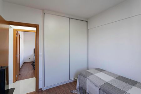 Apartamento à venda com 85m², 3 quartos e 2 vagasQuarto 2