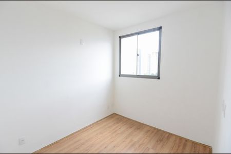 Quarto 1 de apartamento para alugar com 2 quartos, 44m² em Santo Cristo, Rio de Janeiro