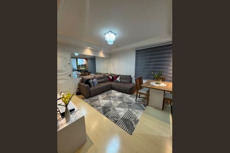 Apartamento à venda com 70m², 3 quartos e 3 vagasSala