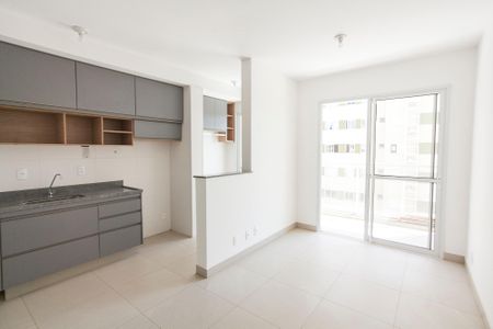 Sala de apartamento para alugar com 3 quartos, 57m² em Jaraguá, Uberlândia