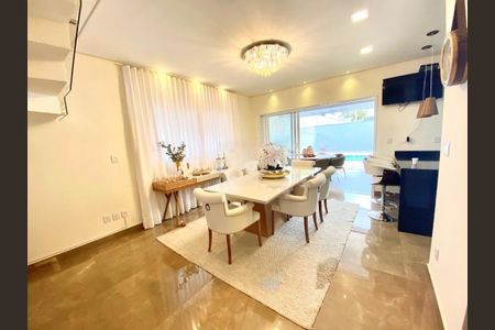 Casa de Condomínio à venda com 4 quartos, 305m² em Swiss Park, Campinas