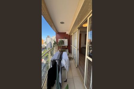 Apartamento à venda com 115m², 4 quartos e 4 vagasSala - Sala de Jantar Varanda