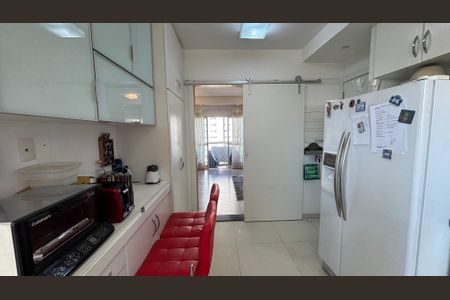 Apartamento à venda com 115m², 4 quartos e 4 vagasCozinha