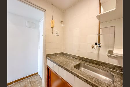 Studio para alugar com 25m², 1 quarto e sem vaga Studio para alugar com 25m², 1 quarto e sem vagaCozinha e Área de Serviço