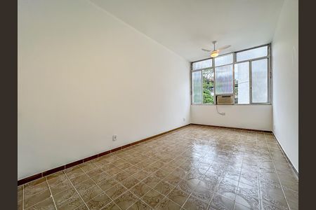 Sala de kitnet/studio para alugar com 1 quarto, 25m² em Santa Teresa, Rio de Janeiro