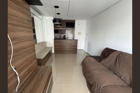 Sala de apartamento para alugar com 3 quartos, 67m² em Jardim Monte Kemel, São Paulo