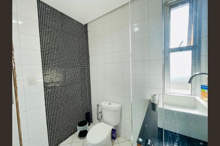 Apartamento à venda com 91m², 3 quartos e 2 vagas Apartamento à venda com 91m², 3 quartos e 2 vagasBanheiro 2