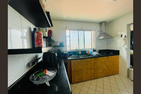 Apartamento à venda com 91m², 3 quartos e 2 vagas Apartamento à venda com 91m², 3 quartos e 2 vagasCozinha