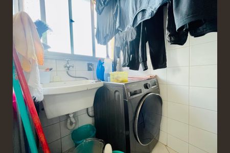 Apartamento à venda com 91m², 3 quartos e 2 vagas Apartamento à venda com 91m², 3 quartos e 2 vagasÁrea de Serviço