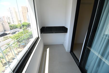 Sala - Sacada de kitnet/studio para alugar com 1 quarto, 45m² em Centro, Campinas