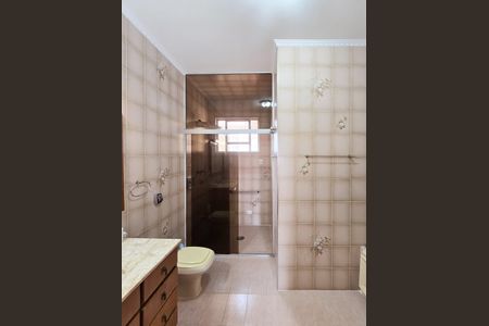 Casa à venda com 305m², 4 quartos e 4 vagas Casa à venda com 305m², 4 quartos e 4 vagasBanheiro - Suíte 2