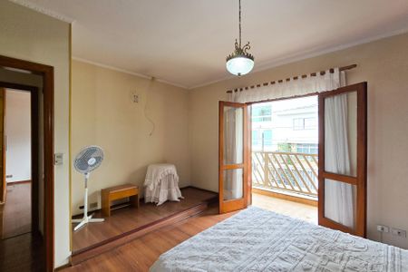 Casa à venda com 305m², 4 quartos e 4 vagas Casa à venda com 305m², 4 quartos e 4 vagasSuíte 2