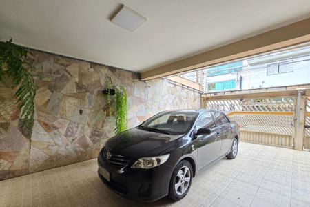 Casa à venda com 305m², 4 quartos e 4 vagas Casa à venda com 305m², 4 quartos e 4 vagasGaragem