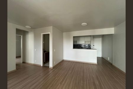 Sala de apartamento para alugar com 2 quartos, 81m² em Vila Amélia, São Paulo