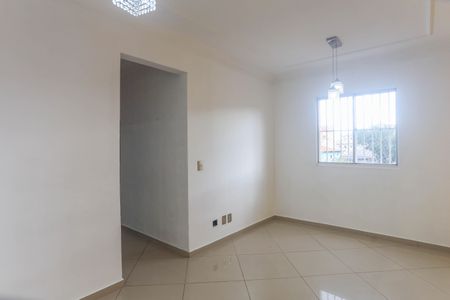 Sala  de apartamento à venda com 3 quartos, 55m² em Piraporinha, Diadema