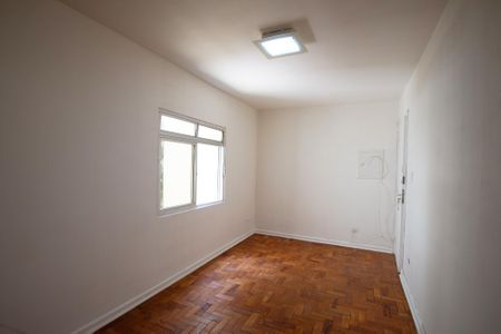 Sala de apartamento para alugar com 3 quartos, 67m² em Vila Madalena, São Paulo