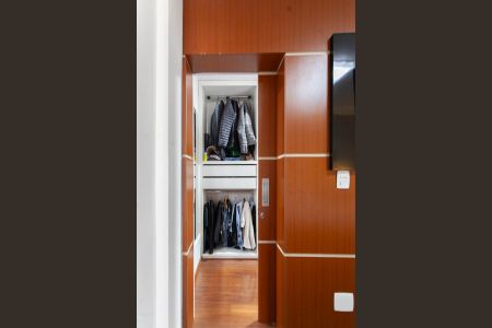 Closet da suíte de apartamento para alugar com 3 quartos, 140m² em Castelo, Belo Horizonte