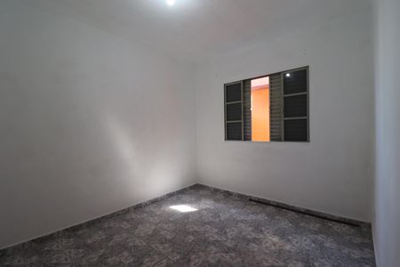 Quarto 1 de casa para alugar com 2 quartos, 50m² em Jardim Alzira Franco, Santo André