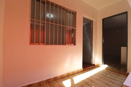 Varanda de casa para alugar com 2 quartos, 50m² em Jardim Alzira Franco, Santo André