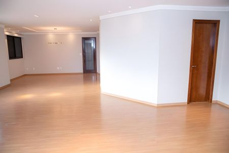 Sala de apartamento para alugar com 3 quartos, 140m² em Vila Brandina, Campinas