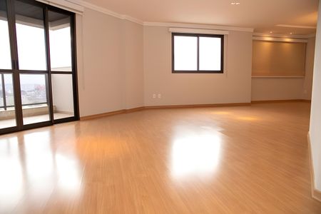 Sala de apartamento para alugar com 3 quartos, 140m² em Vila Brandina, Campinas