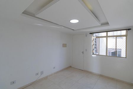 Sala de apartamento para alugar com 2 quartos, 45m² em Parque Santa Rita, São Paulo
