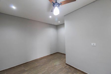 Sala de casa para alugar com 3 quartos, 180m² em Parque São Lucas, São Paulo