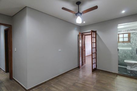 Sala de casa para alugar com 3 quartos, 180m² em Parque São Lucas, São Paulo