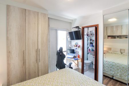 Suíte 1 de casa de condomínio à venda com 2 quartos, 60m² em Vila Mazzei, São Paulo